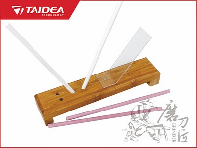 t0917c-taidea-ceramic-sharpener-with-bamboo-turn